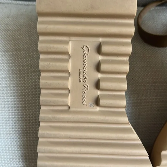 Gianvito Rossi Brown Platform Sandals Ankle Strap Eleanor US 6 36 - Picture 9 of 9